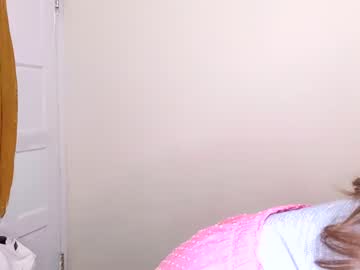 hot cam girl _heytheredelilah image #2118236