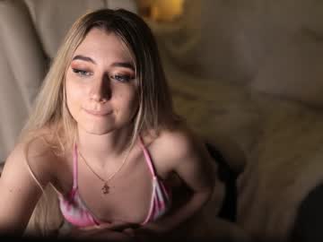 hot cam girl owlluree image #4163003