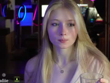 hot cam girl bestblondiiecb image #3832360