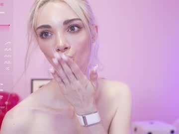 hot cam girl bunnydollstella image #3732572