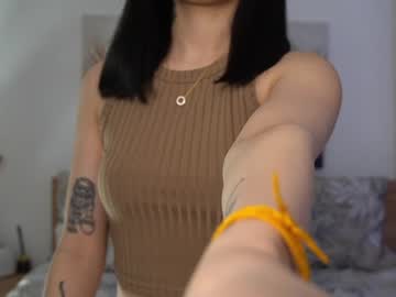 hot cam girl refined_style image #4432119