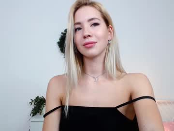 hot cam girl emmi_rosee image #561979