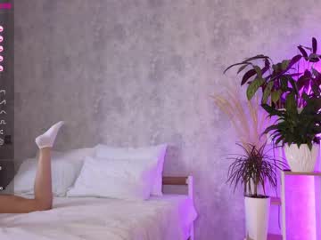 hot cam girl nika_lodge image #2651568