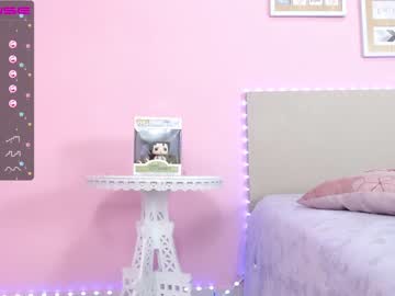 hot cam girl little_effy18 image #841674