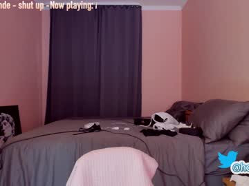 hot cam girl hollyextra image #1644689