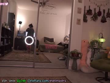 hot cam girl evelynpiers image #3025605