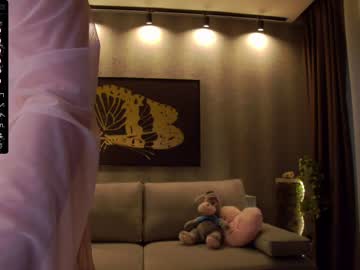 hot cam girl karrin image #3264578