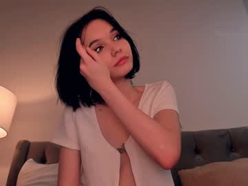 hot cam girl riskyproject image #1966021