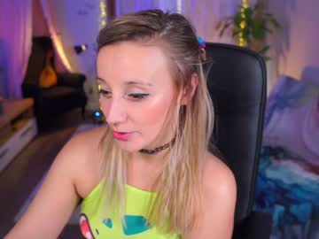 hot cam girl juicyandthepussyblvd image #1928624