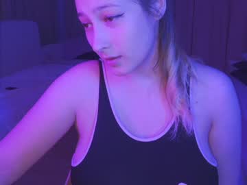 hot cam girl aveksmr image #1808001