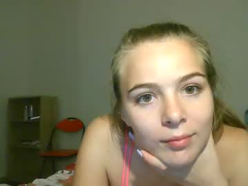 hot cam girl inocent_student17 image #3320823