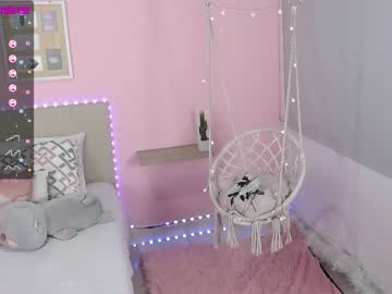 hot cam girl little_effy18 image #908344
