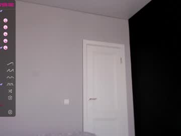 hot cam girl small_blondee image #1318620