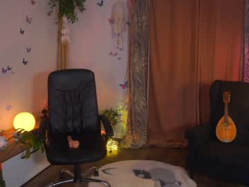 hot cam girl juicyandthepussyblvd image #2425375