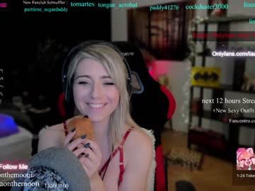 hot cam girl kimilee22 image #2814982