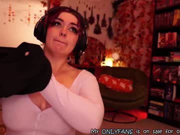 hot cam girl evelynpiers image #3641229