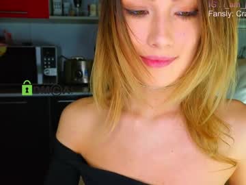 hot cam girl crazzy_cherry image #4369360