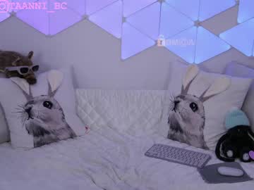 hot cam girl taanni_bc image #3146224