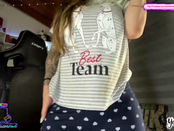 hot cam girl yesikasaenz image #378415