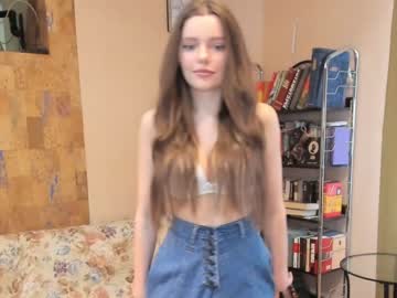 hot cam girl sweeties_pie image #2559888