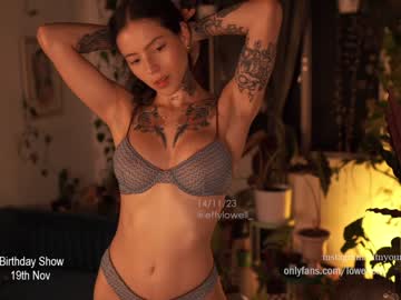hot cam girl effylowell_ image #3785401