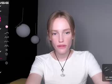 marie_blue1 hot cam