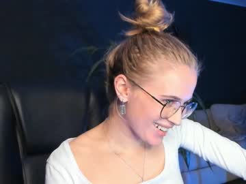 hot cam girl linellali image #1902437