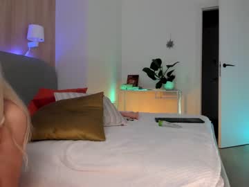 hot cam girl sonya_kelsey image #4069863