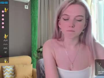 hot cam girl small_blondee image #1088232