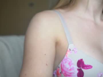 hot cam girl artoftease image #1320168