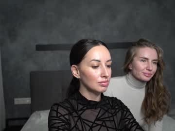 lipped_witch hot cam