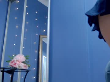 hot cam girl kriskras__ image #3915846