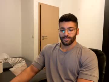 hot cam man rogan1604 image #541327