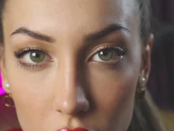 hot cam girl francescadomi image #1927264