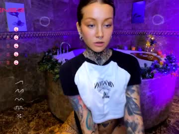 hot cam girl nickyneck image #2121595
