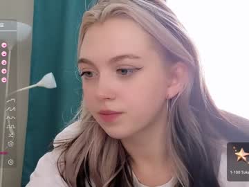 hot cam girl small_blondee image #3634346