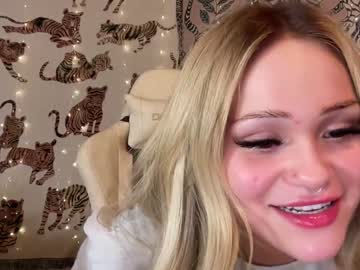 hot cam girl ari_02 image #3854446
