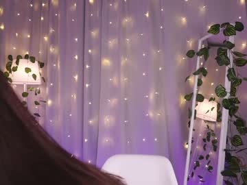 hot cam girl helenmoors image #3367572