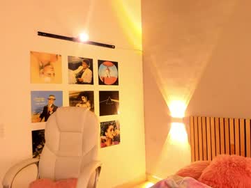 hot cam girl little_effy18 image #3325894