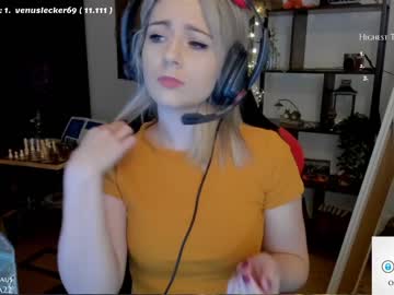 hot cam girl kimilee22 image #376265