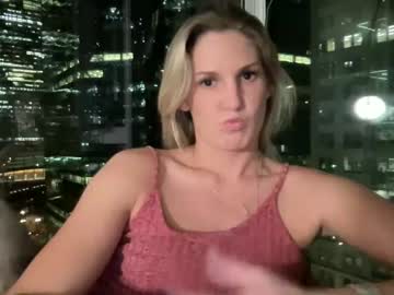 hot cam couple graciemae_baexx image #4292137
