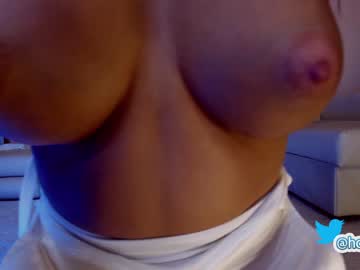hot cam girl hollyextra image #2180295