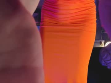 hot cam girl littlee33 image #4498211
