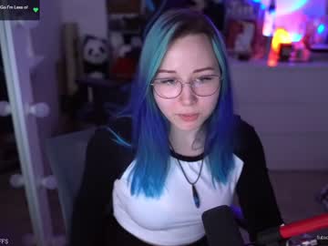 hot cam girl blue_mooncat image #3191542