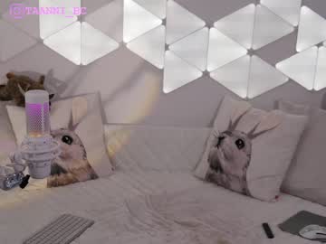 hot cam girl taanni_bc image #3260503