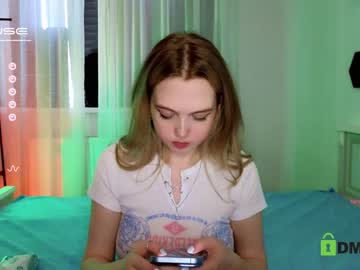 hot cam girl small_blondee image #3137087