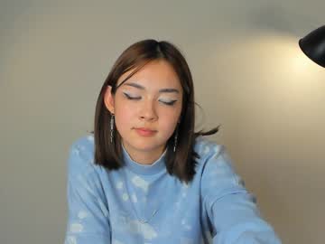 hot cam girl elwinefaro image #4074920