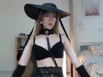 hot cam girl scharmanta image #3490985