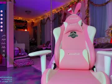 hot cam girl daphnemadison image #393135