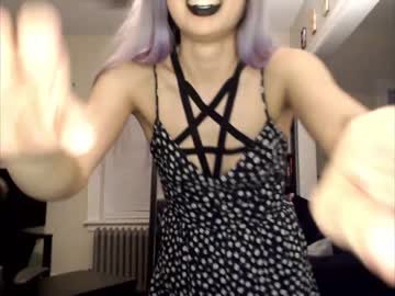 hot cam girl runacrow image #2964430